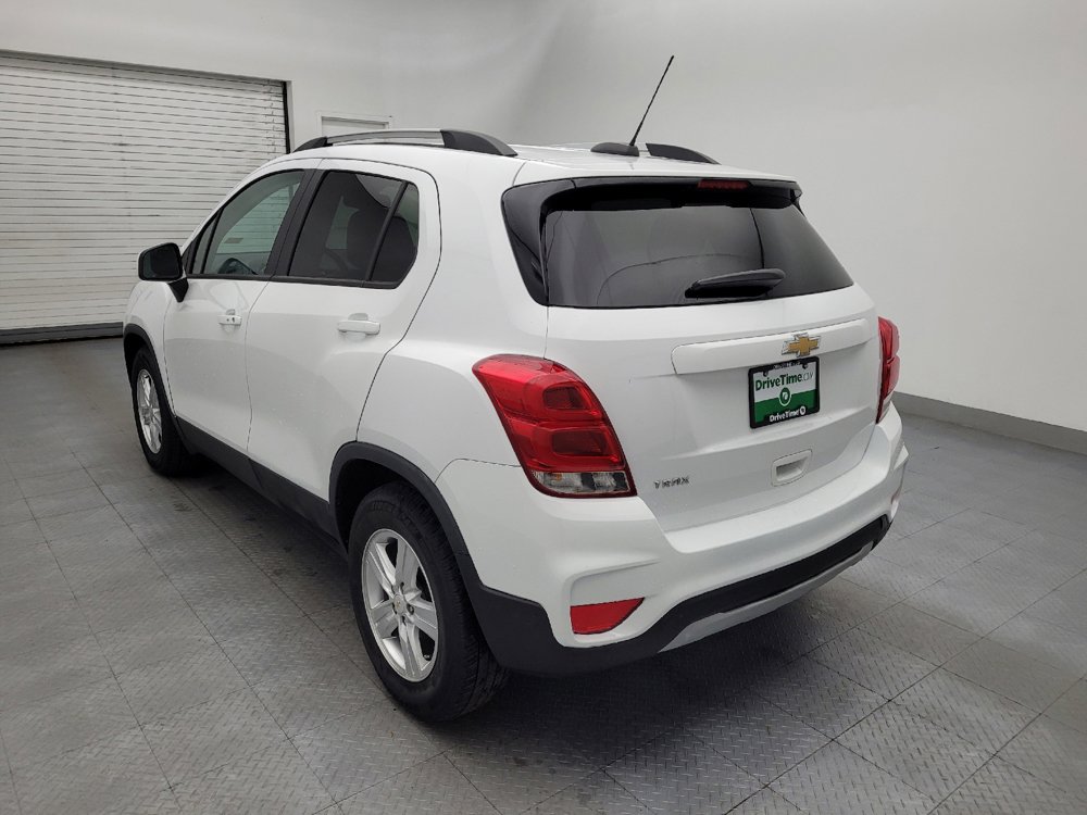 Used 2021 Chevrolet Trax LT w/ LT Convenience Package FWD image 5