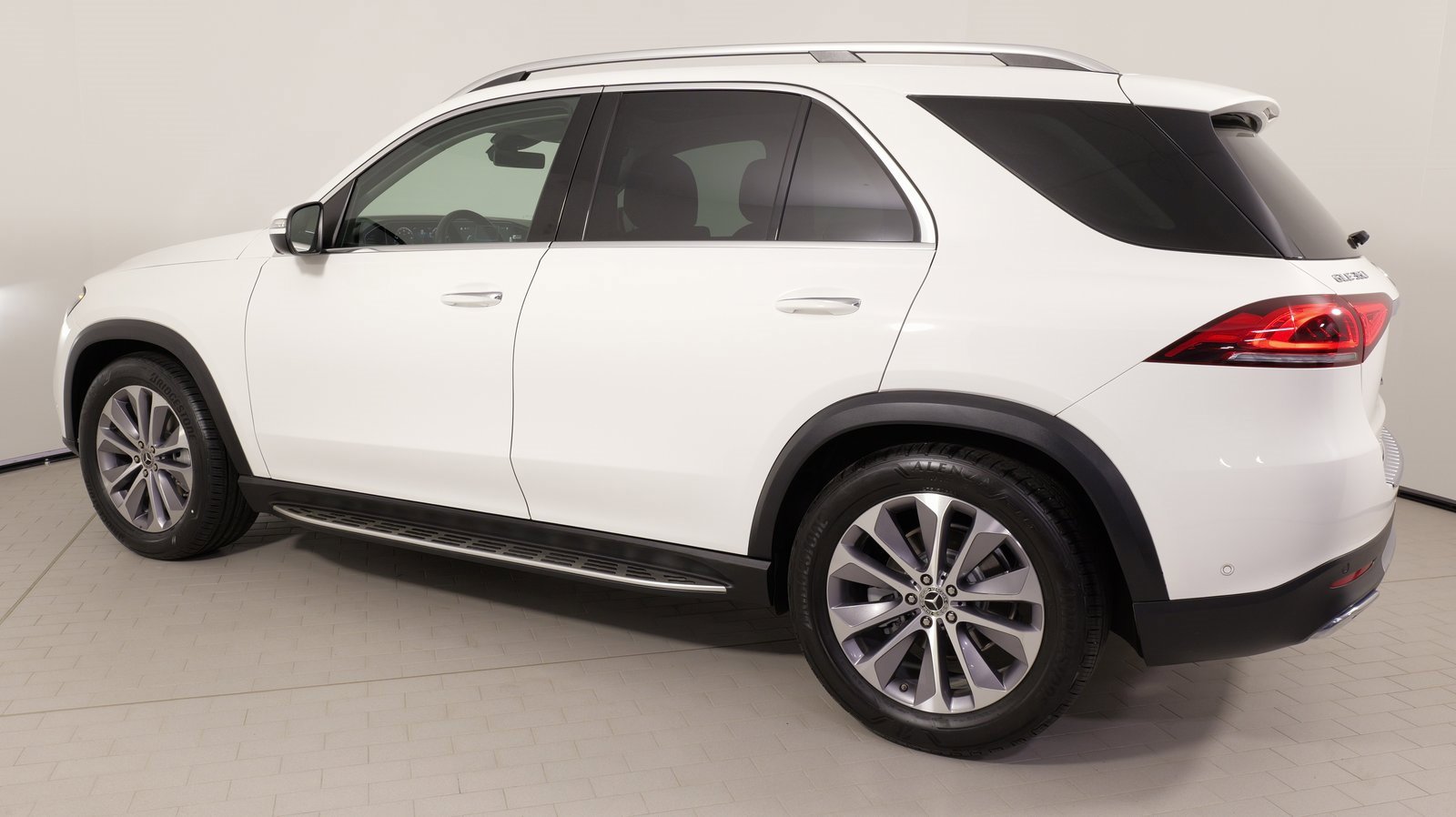 Used 2023 Mercedes-Benz GLE 350 4MATIC image 16