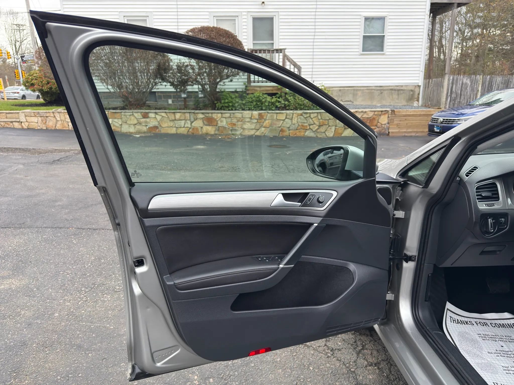 Used 2015 Volkswagen Golf TDI S FWD image 15