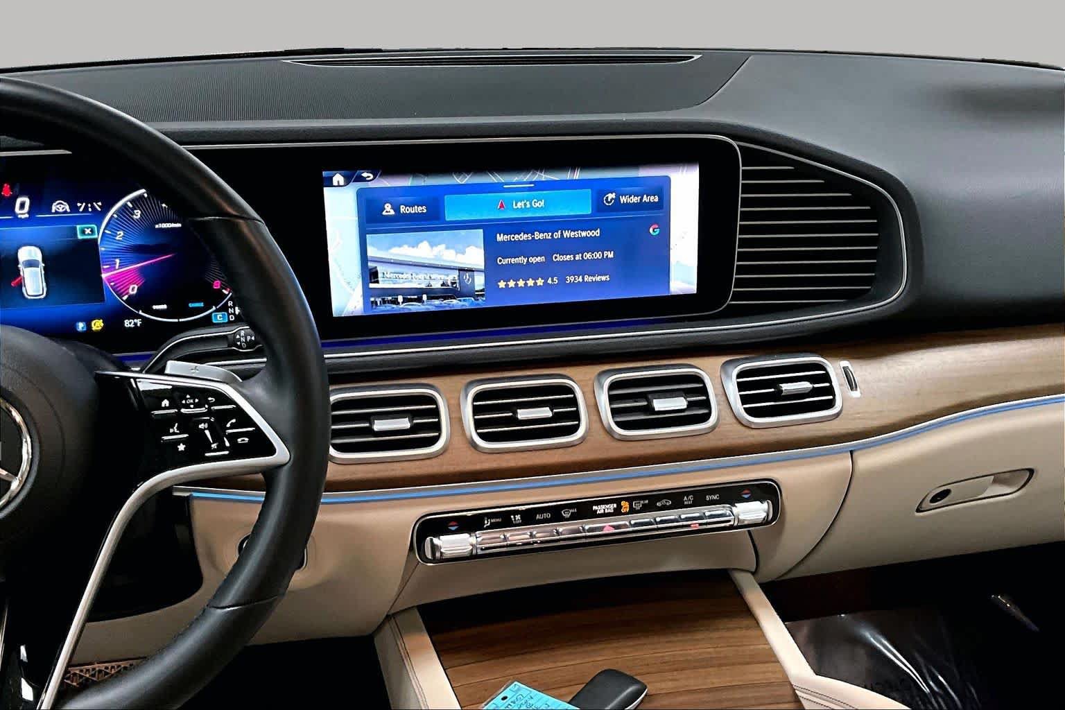 Used 2024 Mercedes-Benz GLE 350 4MATIC image 7