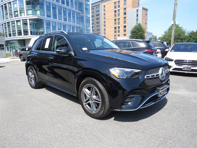 Used 2026 Mercedes-Benz GLE 450 4MATIC w/ Winter Package image 5