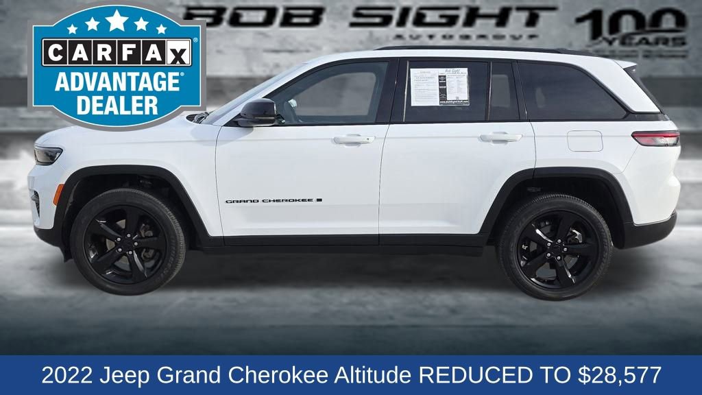 Used 2022 Jeep Grand Cherokee Altitude image 2