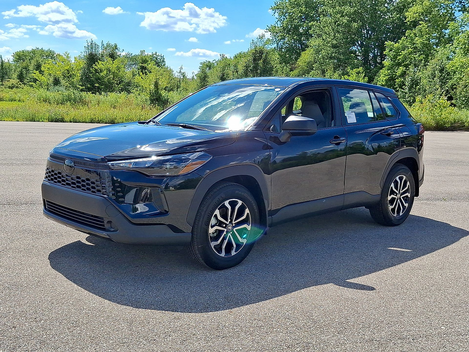 New 2026 Toyota Corolla Cross AWD Hybrid image 10
