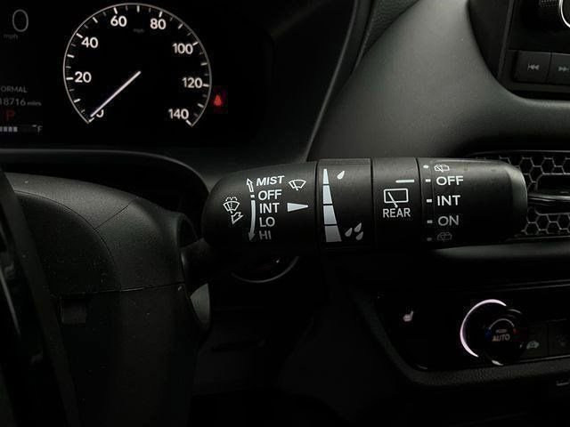 Used 2025 Honda HR-V Sport image 32