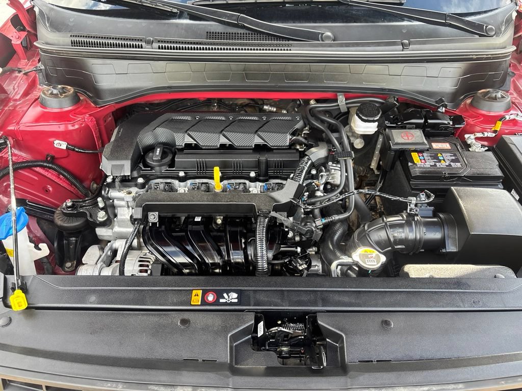 Used 2025 Hyundai Venue SE FWD image 30