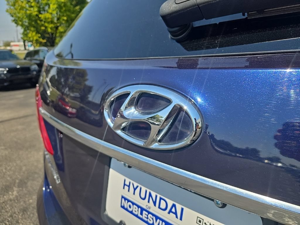 Used 2018 Hyundai Santa Fe Limited AWD/4WD image 12