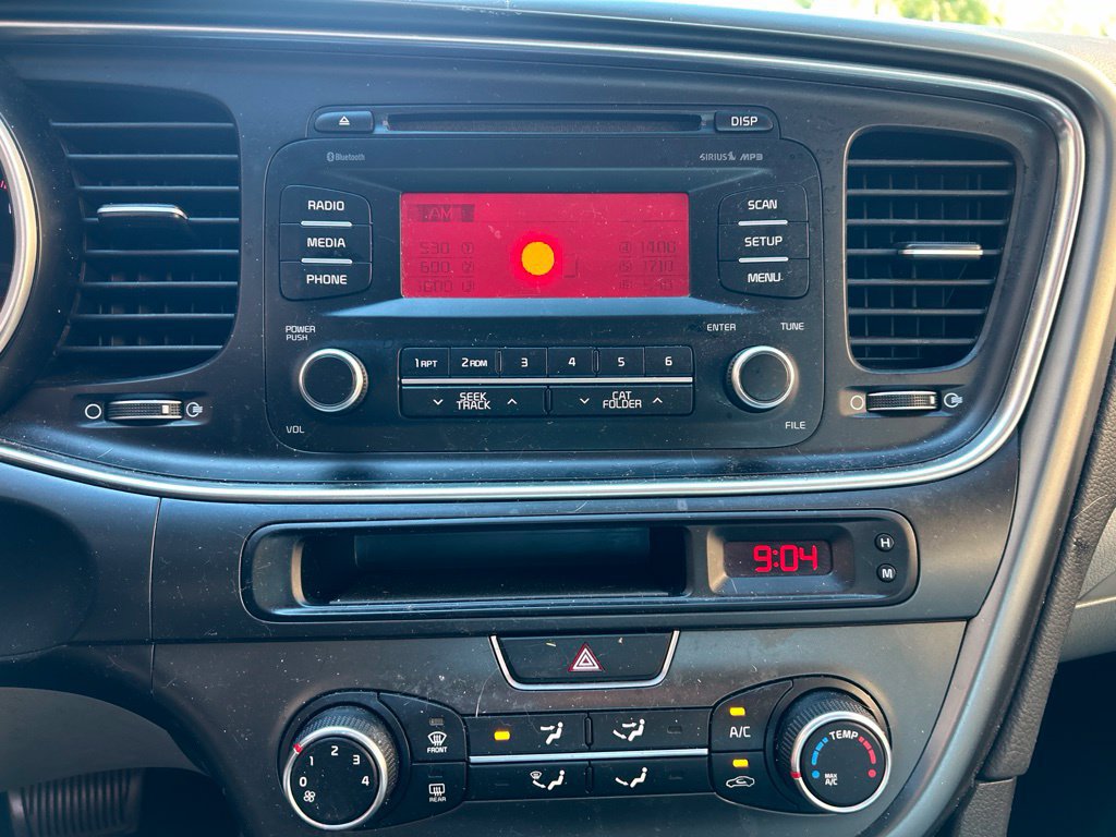 Used 2015 Kia Optima LX FWD image 24