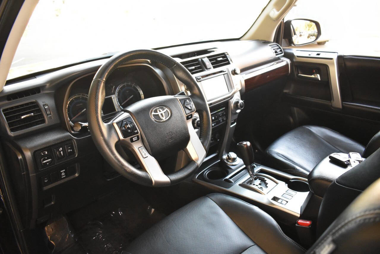 Used 2016 Toyota 4Runner Limited image 22