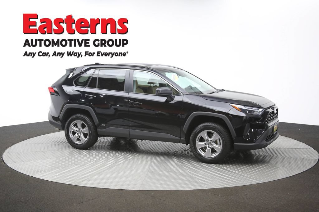 Used 2023 Toyota RAV4 LE AWD/4WD image 46