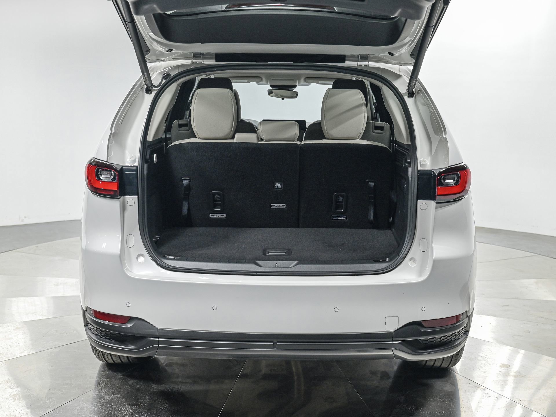 Used 2025 MAZDA CX-90 3.3 Turbo w/ Preferred Package image 6