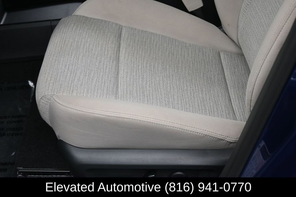 Used 2021 Nissan Rogue SV FWD image 15