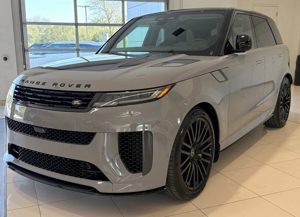 New 2025 Land Rover Range Rover Sport SV Edition Two image 3