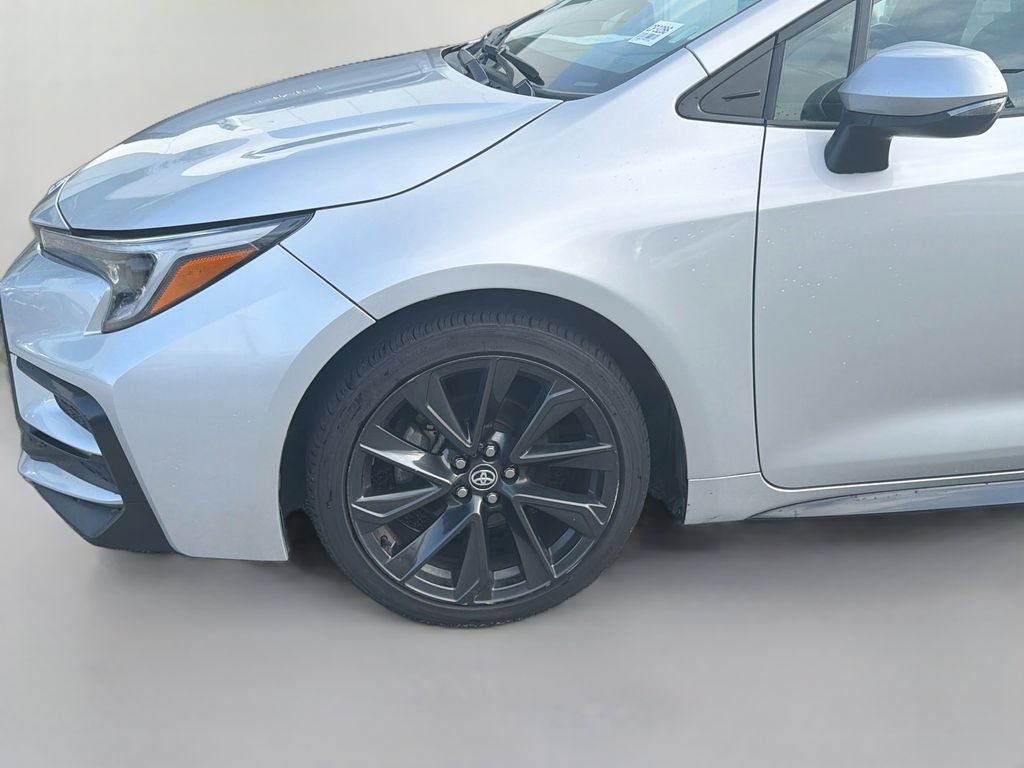 Used 2023 Toyota Corolla SE FWD image 32
