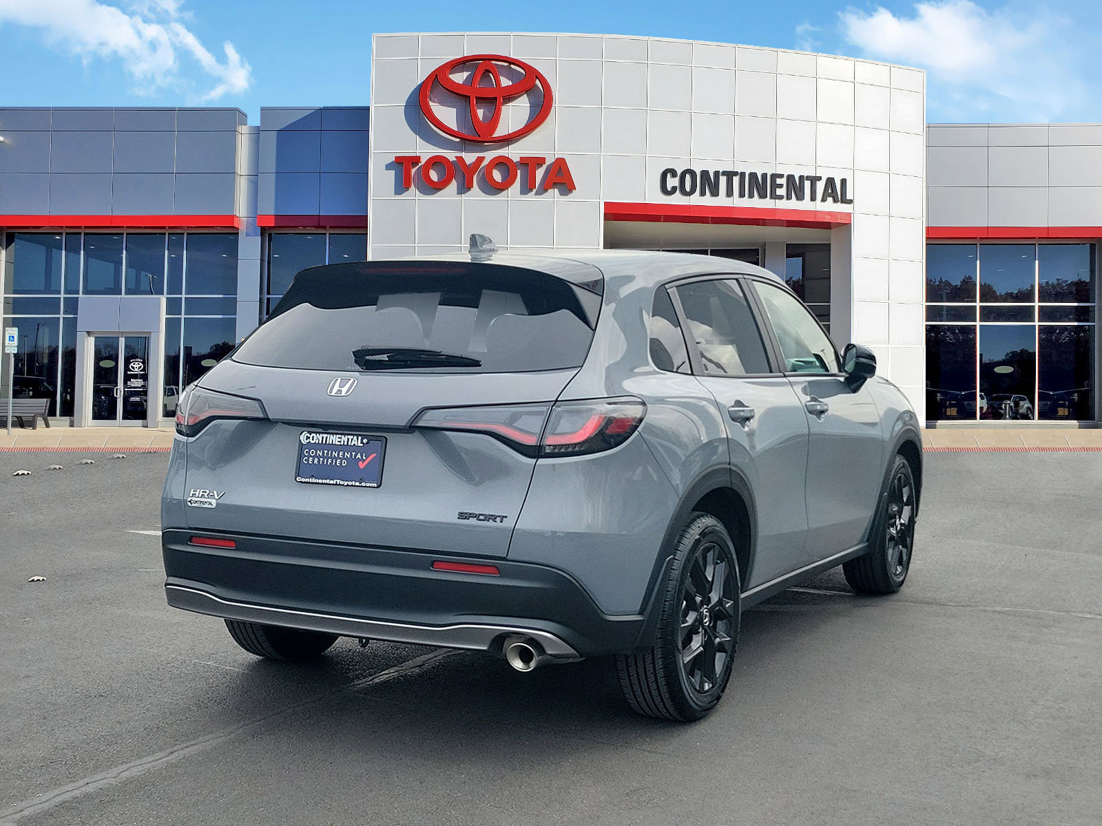 Used 2024 Honda HR-V Sport image 5