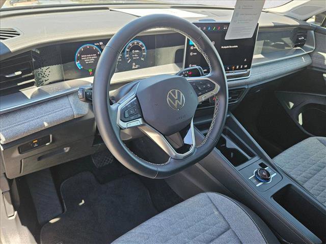 Certified 2025 Volkswagen Tiguan S FWD image 10