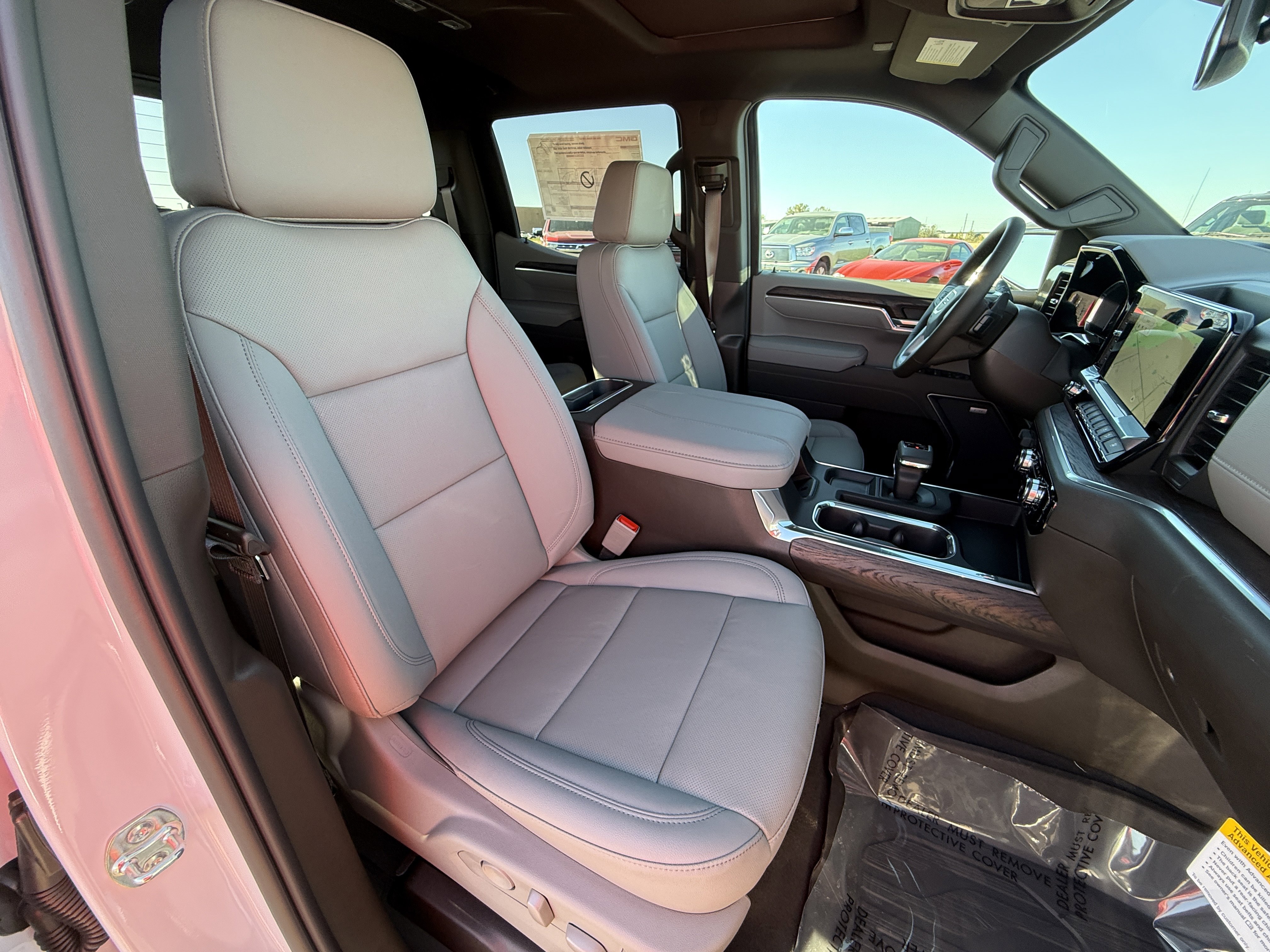 New 2026 GMC Sierra 1500 SLT w/ SLT Premium Plus Package image 18