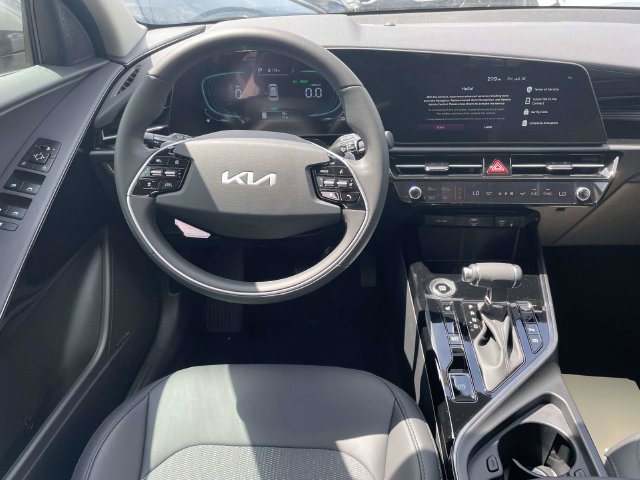 New 2026 Kia Niro EX w/ EX Premium Package FWD image 13