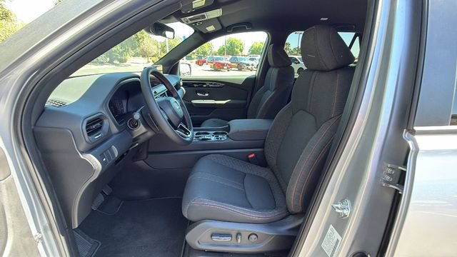 New 2026 Honda Pilot Sport image 32