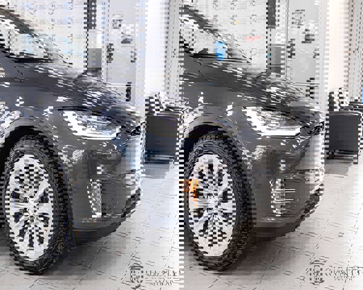 Used 2017 Tesla Model X 100D image 4