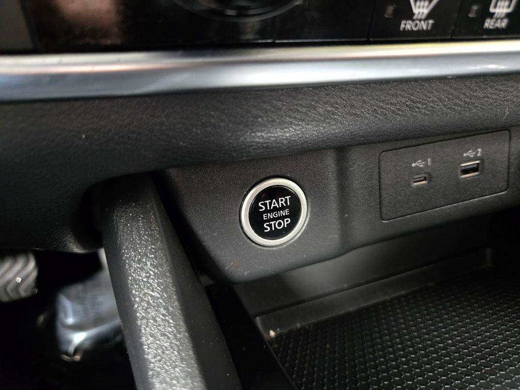 Used 2023 Nissan Rogue SV AWD/4WD image 15