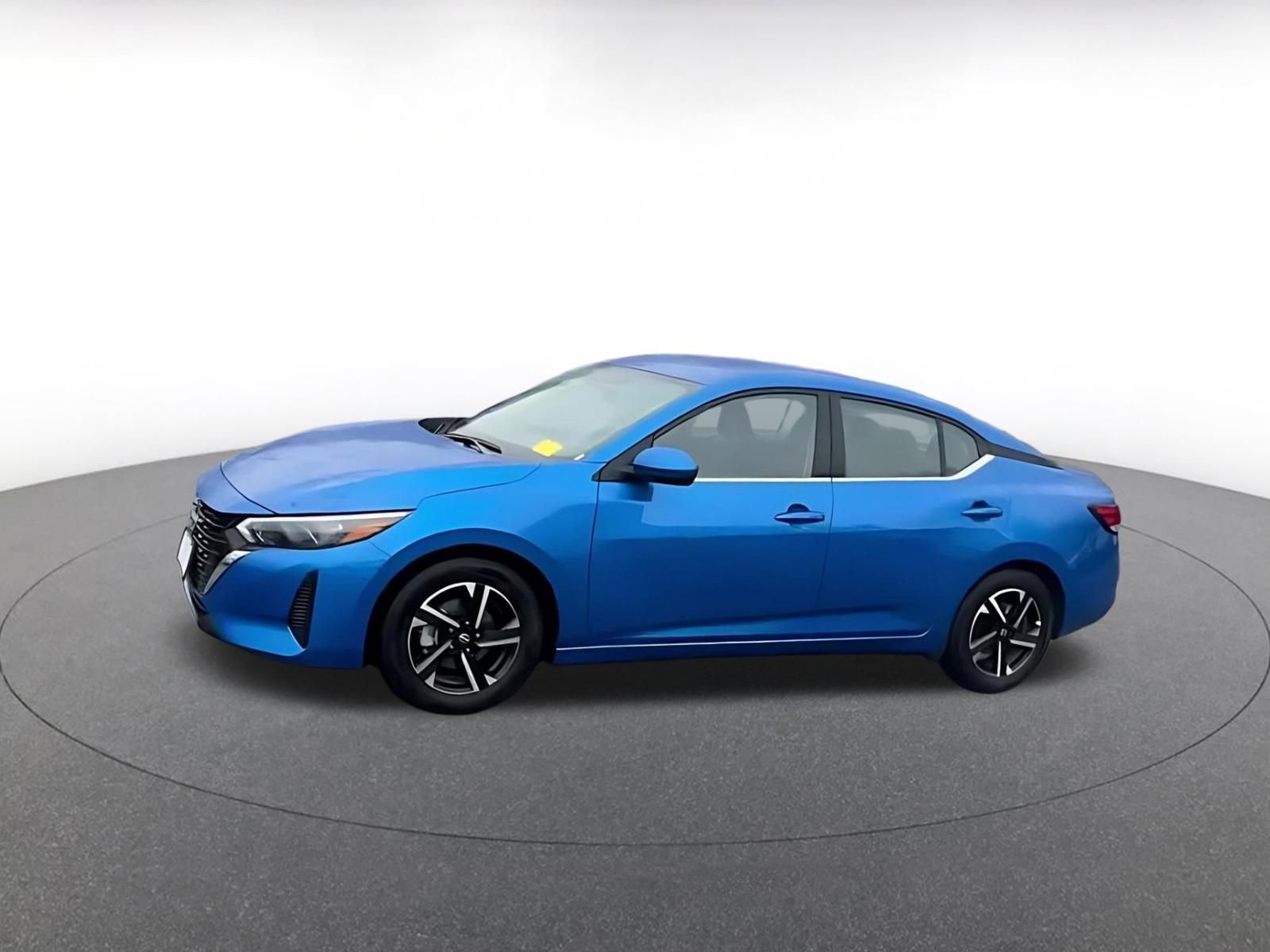 Used 2025 Nissan Sentra SV image 8