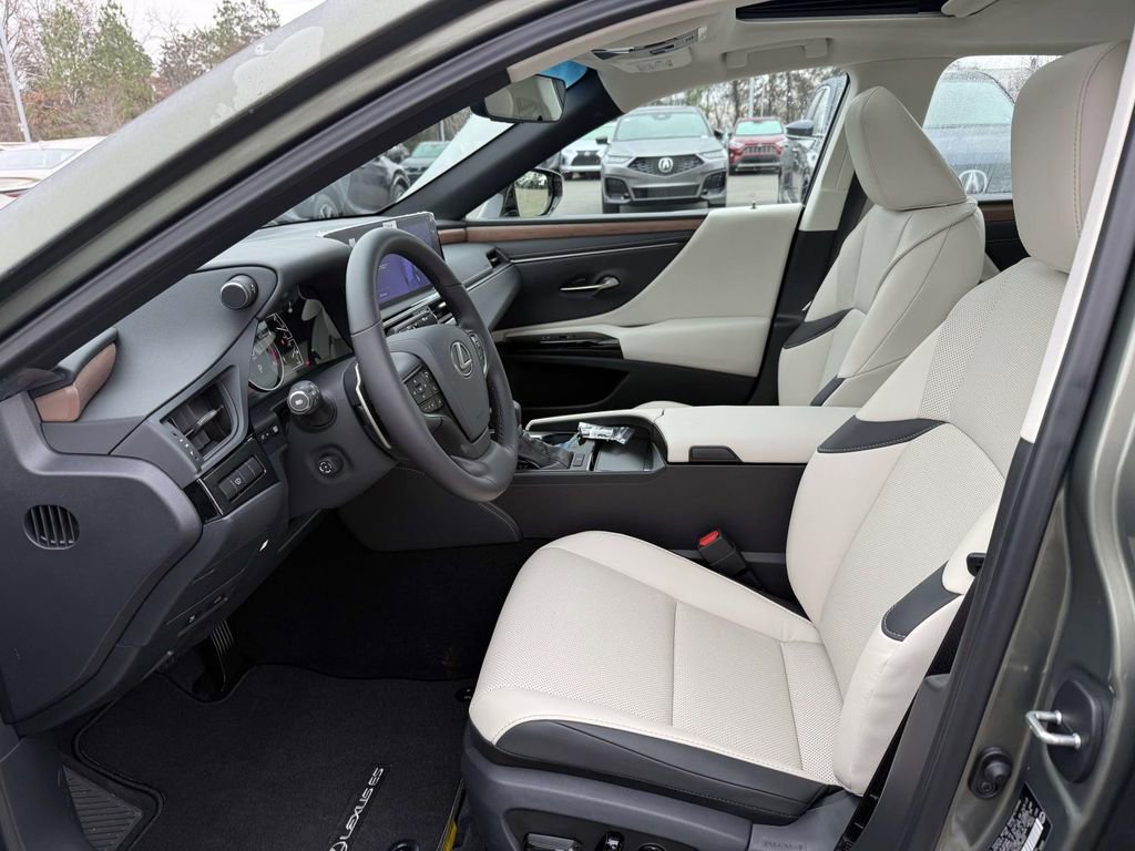 Used 2025 Lexus ES 350 Premium image 12