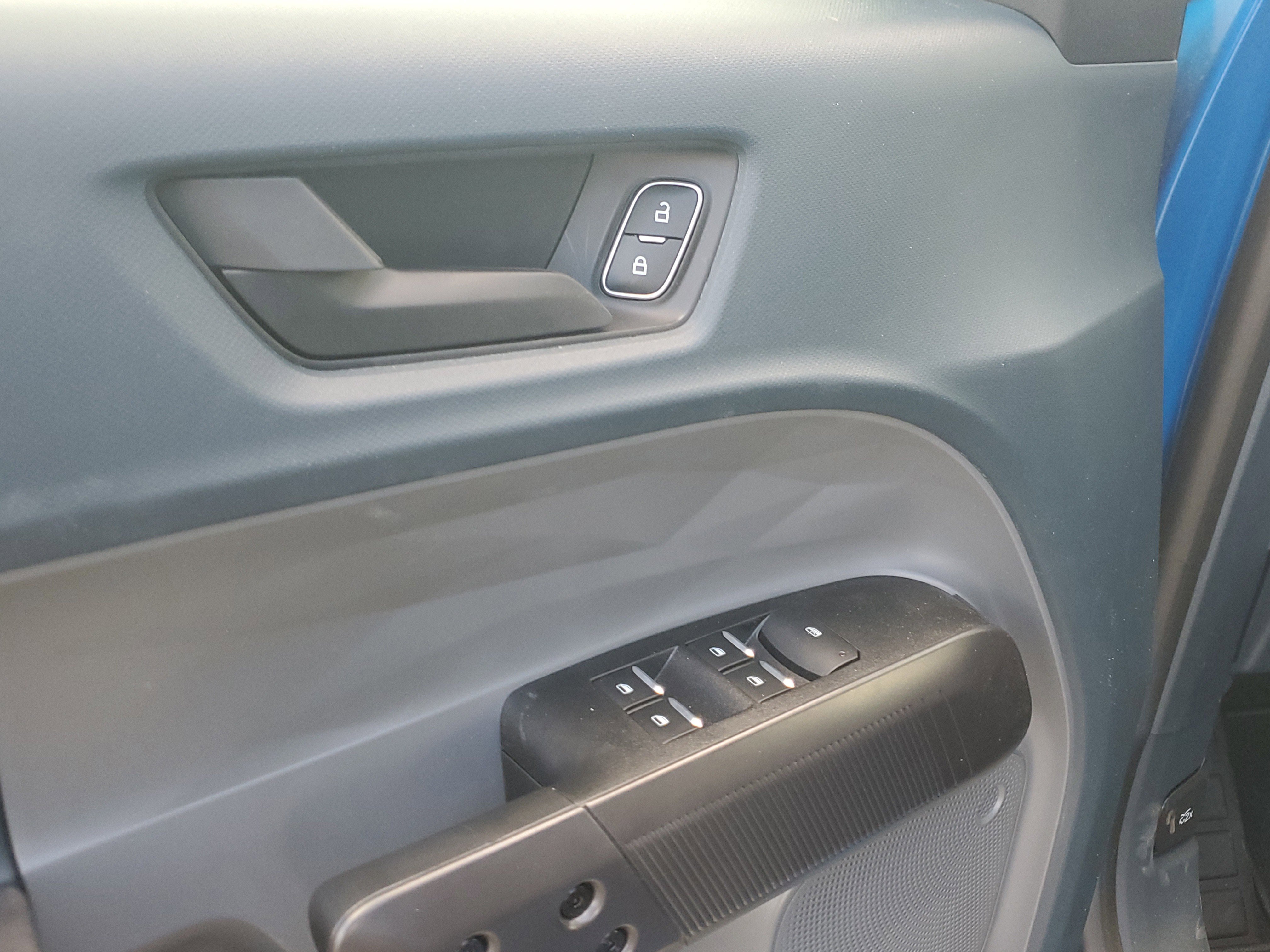 New 2026 Ford Maverick XL image 16