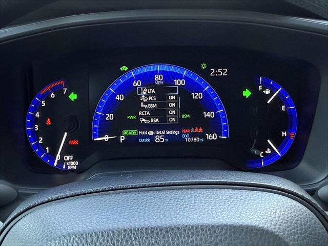 Certified 2021 Toyota Corolla LE FWD image 25
