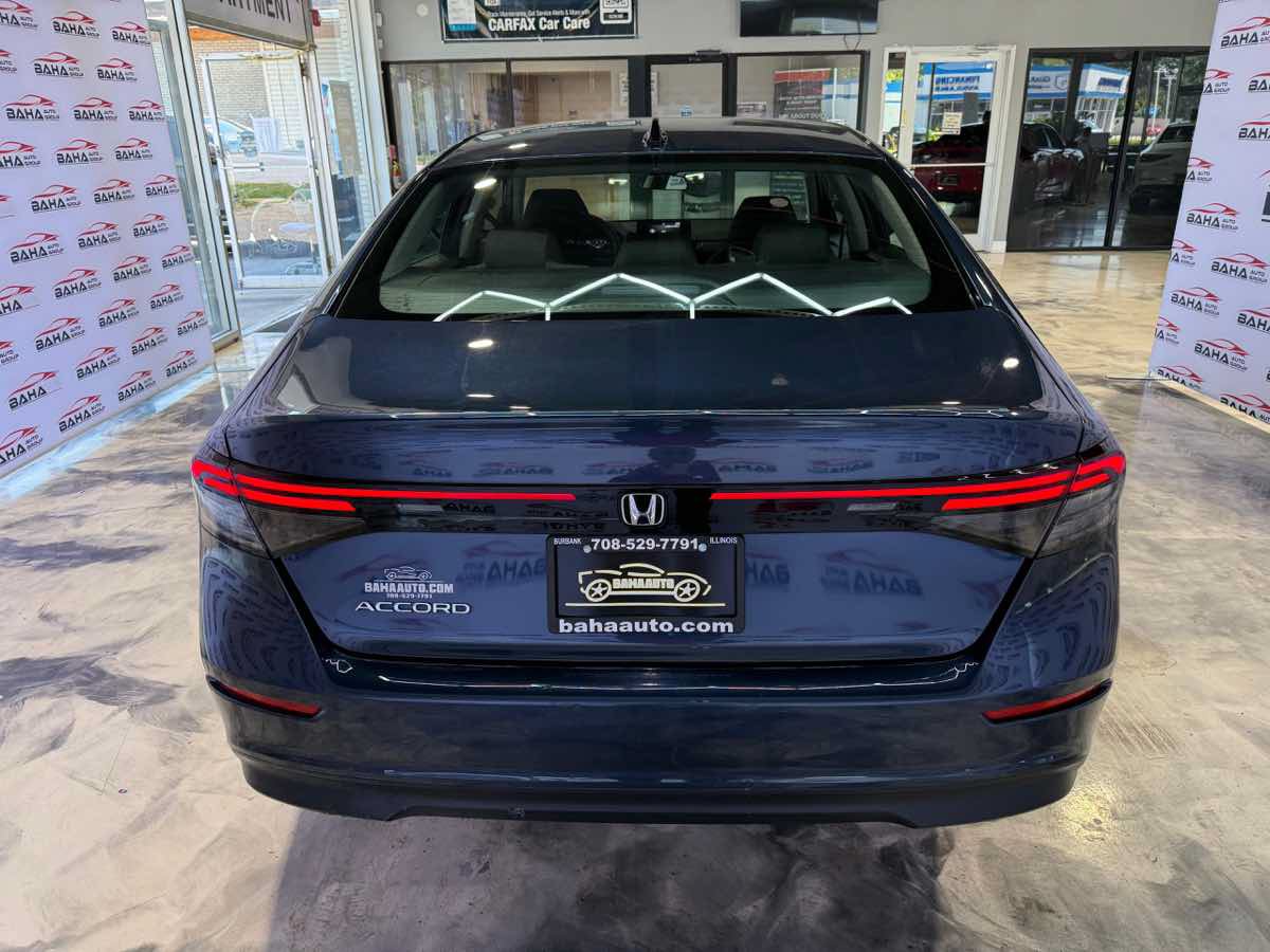 Used 2025 Honda Accord SE image 7