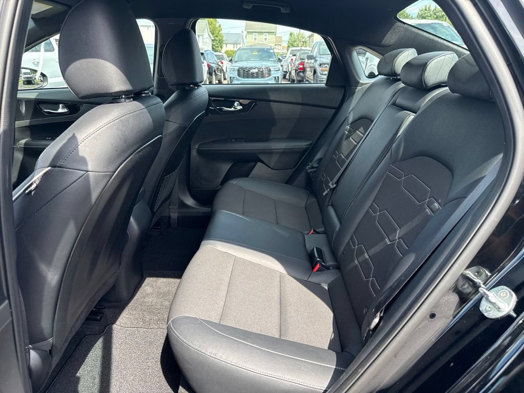 Used 2023 Kia Forte GT-Line FWD image 15