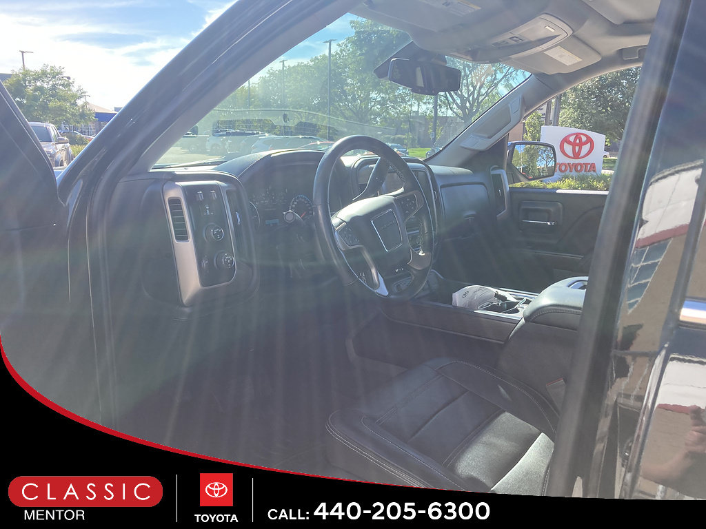 Used 2017 GMC Sierra 1500 Denali w/ Denali Ultimate Package AWD/4WD image 3