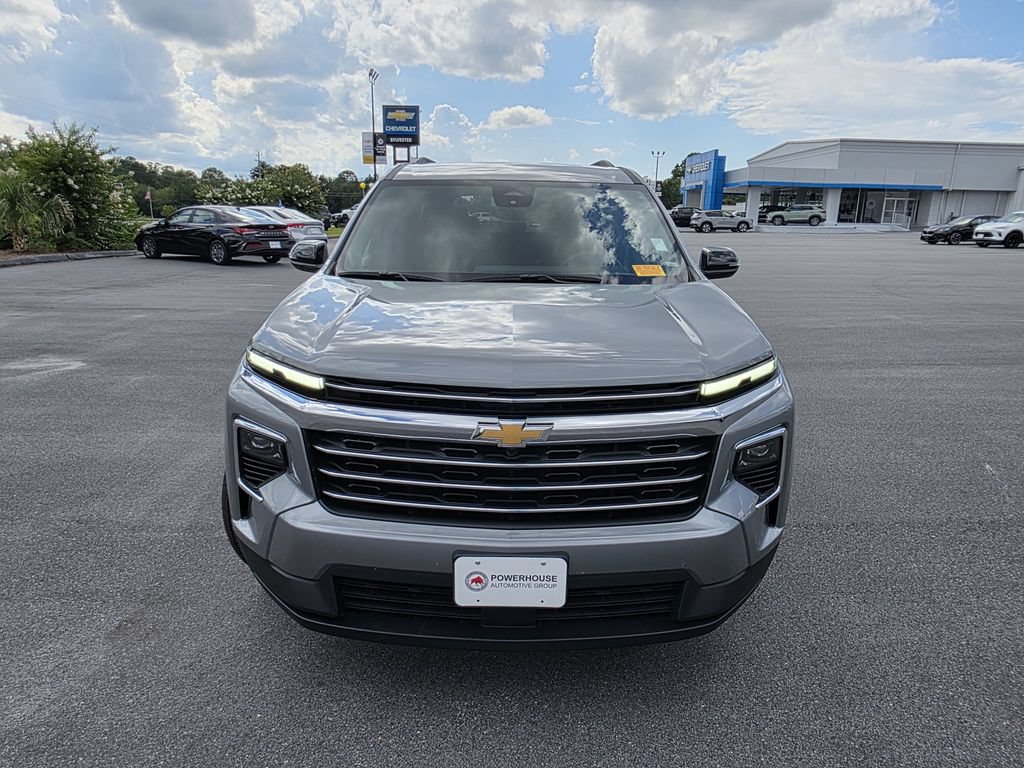 Used 2026 Chevrolet Traverse LT AWD/4WD image 8