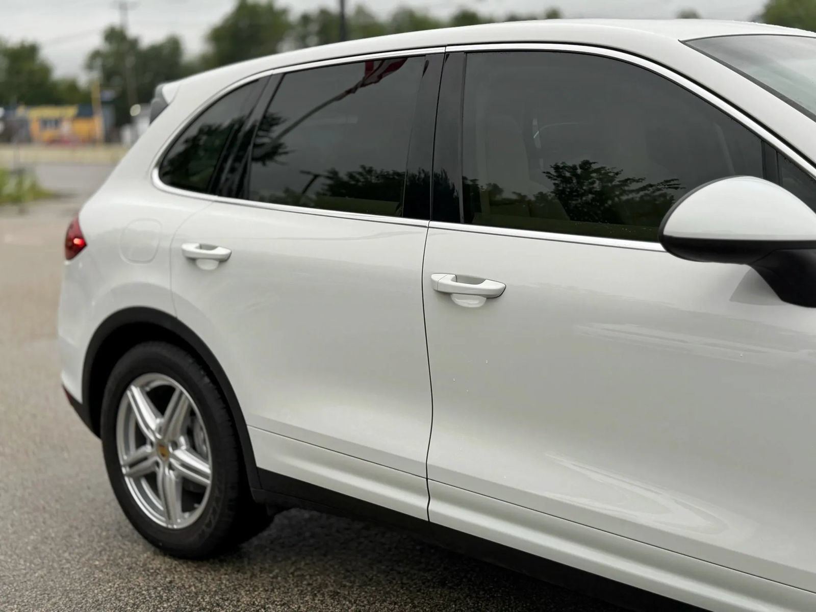 Used 2014 Porsche Cayenne S AWD/4WD image 16