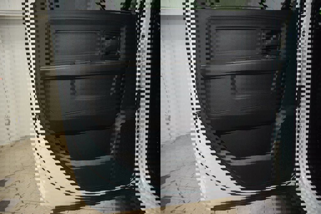 Used 2025 RAM 5500 Tradesman w/ Safety Group image 34