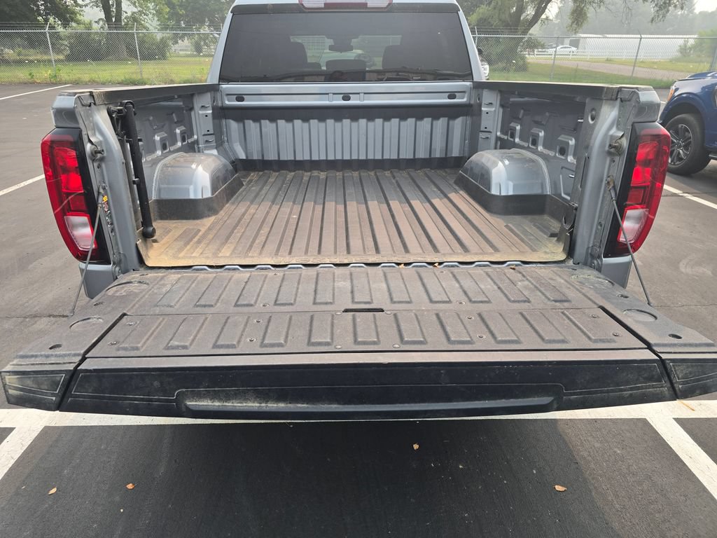 Used 2024 GMC Sierra 1500 SLE AWD/4WD image 6