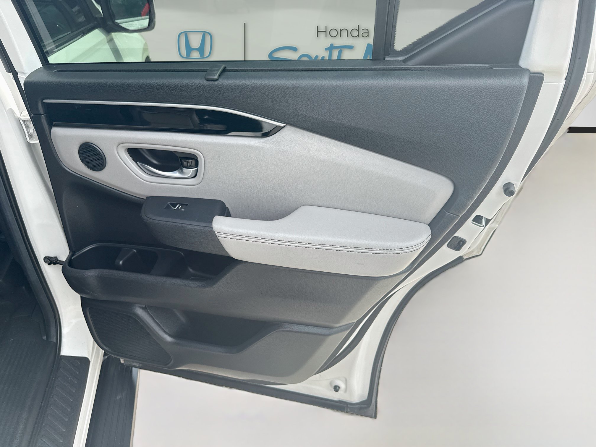 Certified 2025 Honda Pilot EX-L image 30