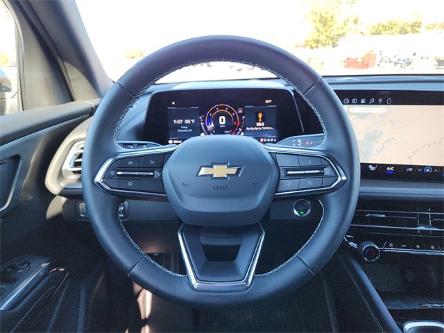 Used 2026 Chevrolet Traverse LT w/ Driver Confidence Package image 16