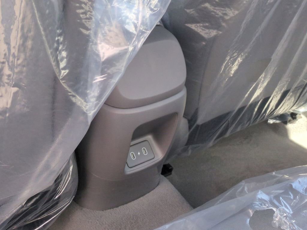 Certified 2026 Hyundai Elantra SE FWD image 23