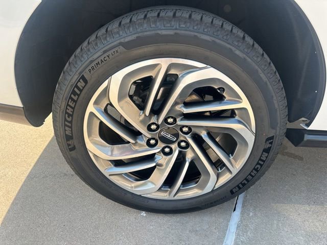 Used 2026 Lincoln Navigator Reserve AWD/4WD image 9