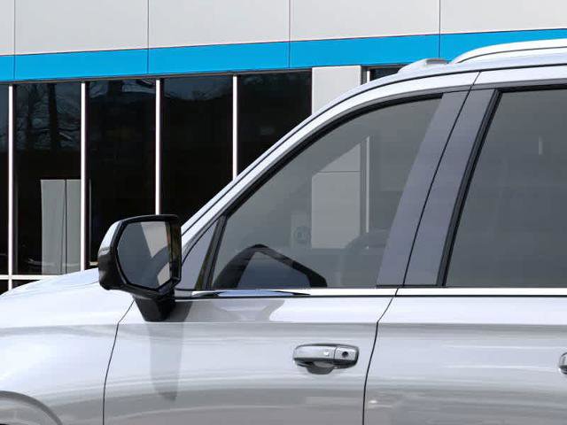 New 2026 Chevrolet Suburban LT w/ Comfort Package image 12