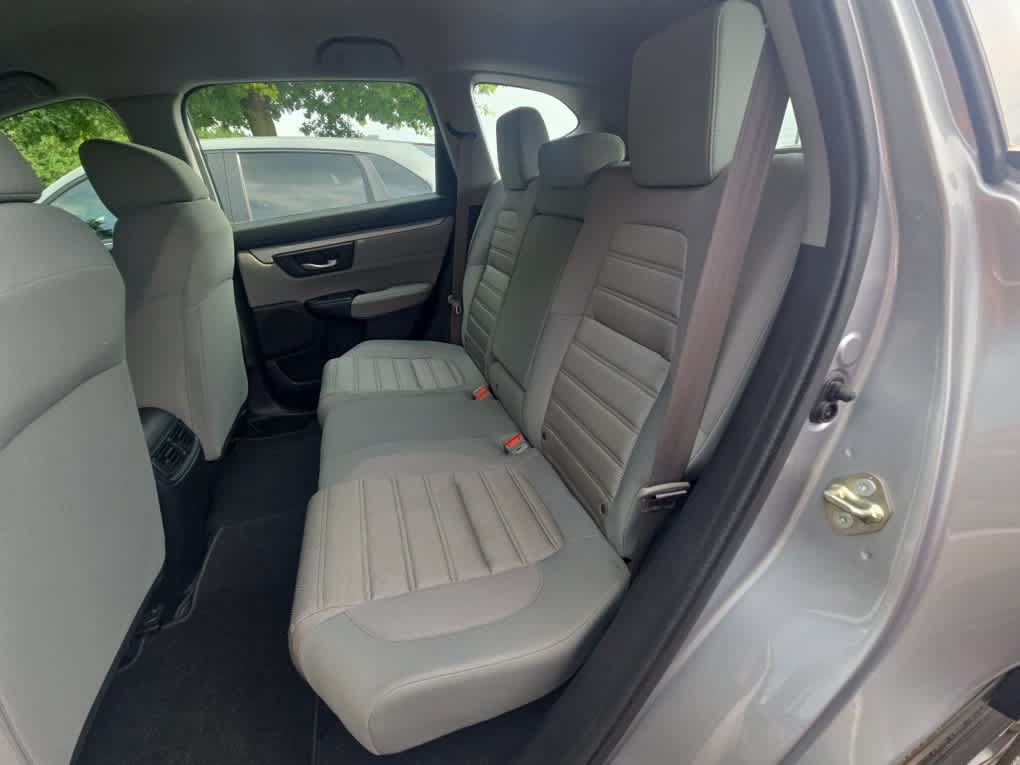 Used 2017 Honda CR-V LX image 11