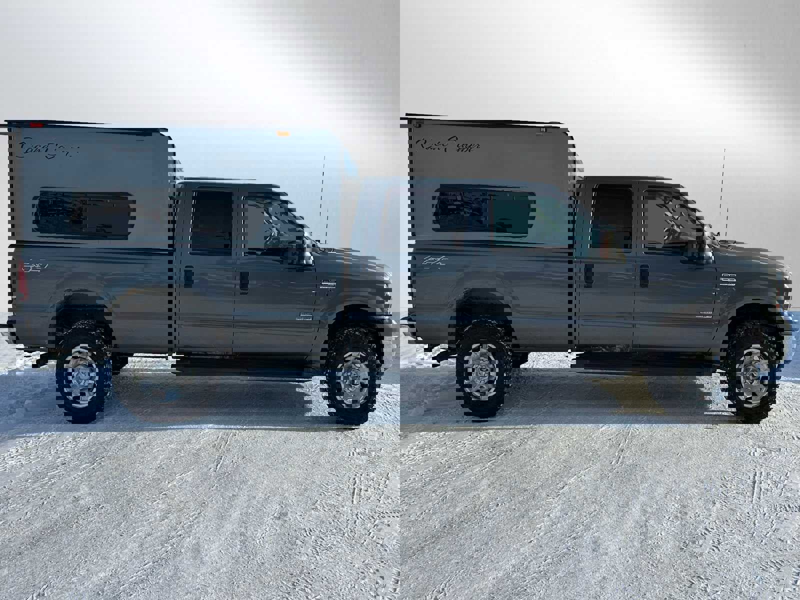 Used 2006 Ford F350 Lariat image 2