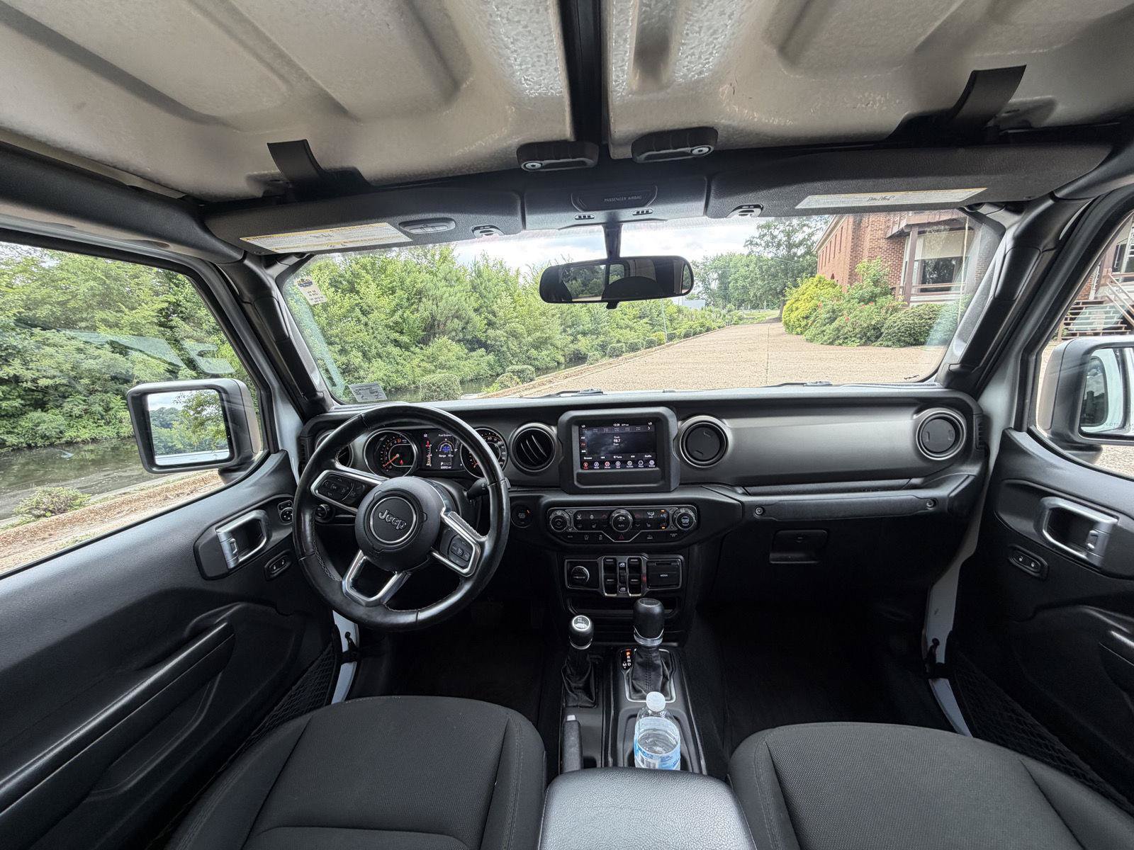 Used 2020 Jeep Gladiator Sport w/ Quick Order Package 24S AWD/4WD image 10