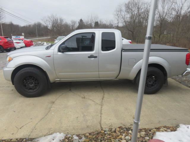 Used 2012 Suzuki Equator Premium image 4