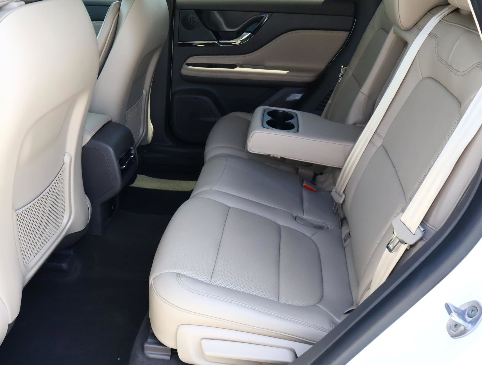 Used 2024 Lincoln Corsair Reserve FWD image 19