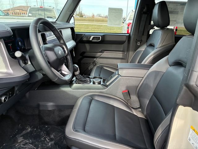 New 2025 Ford Bronco Outer Banks image 12