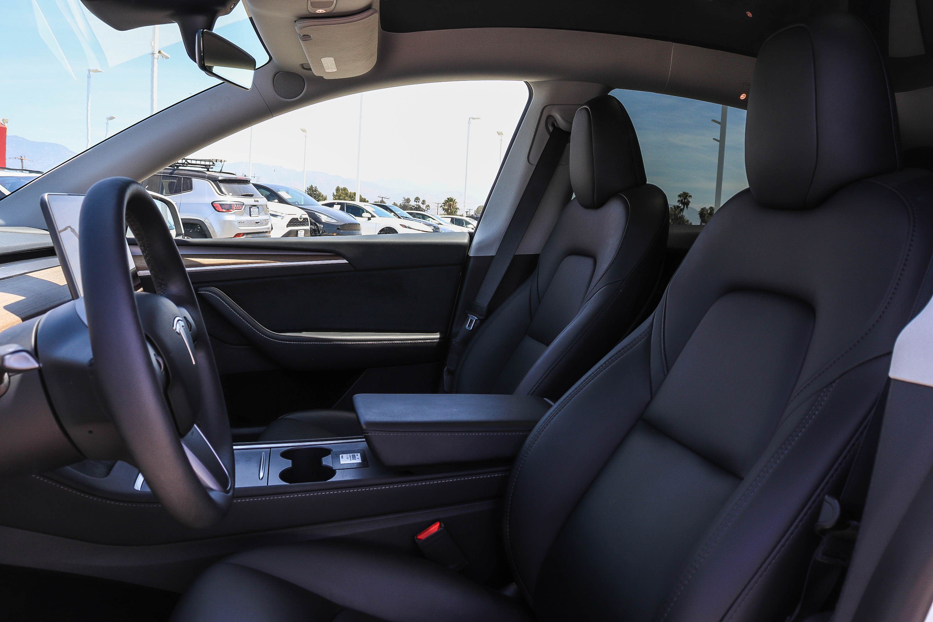 Used 2023 Tesla Model Y Performance AWD/4WD image 18