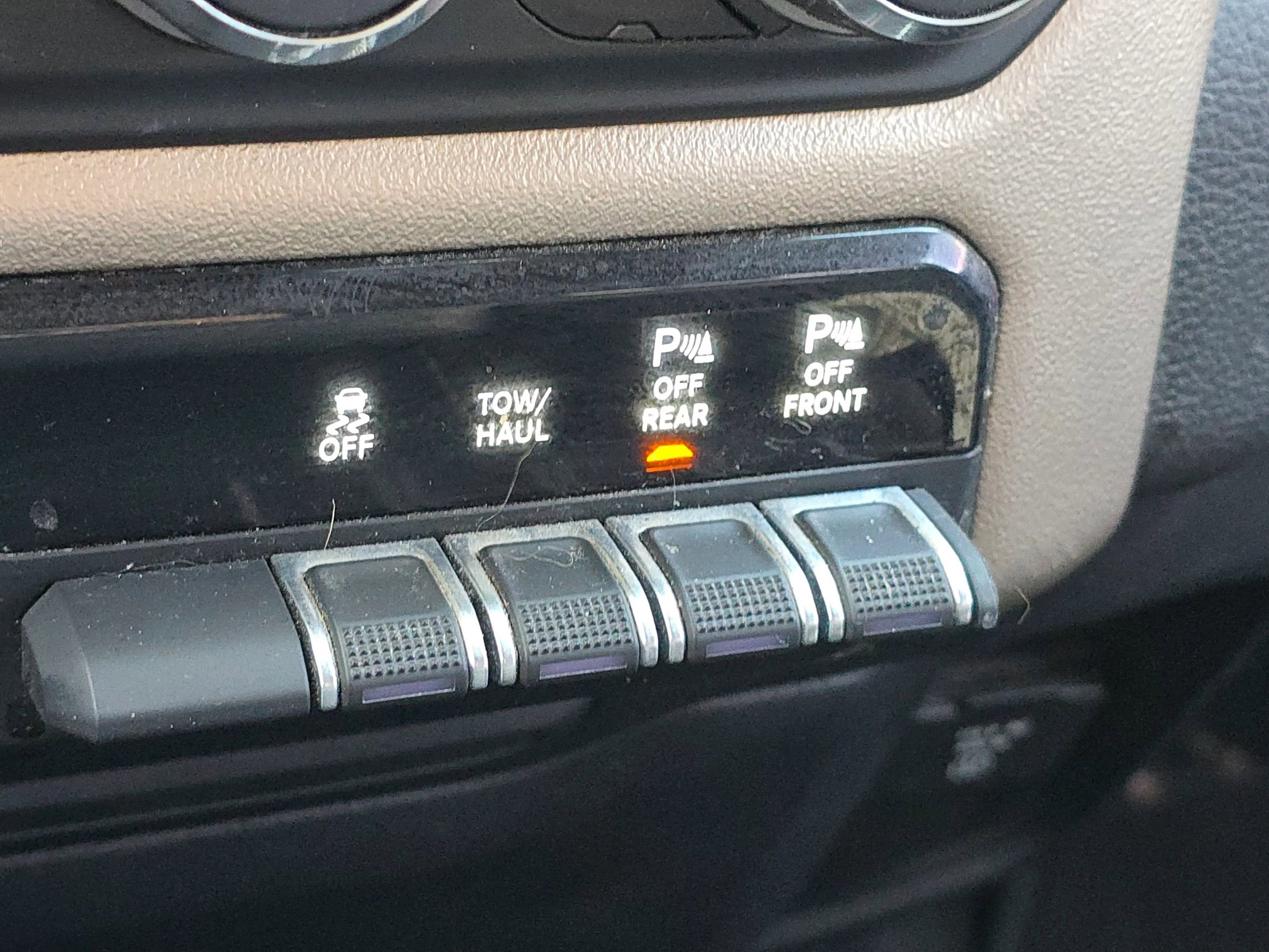 Used 2020 RAM 1500 Laramie image 31