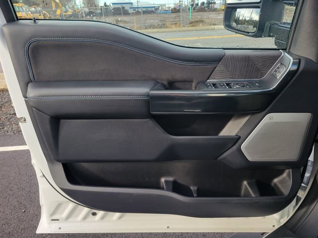 Used 2025 Ford F350 Platinum w/ Tremor Off-Road Package image 17