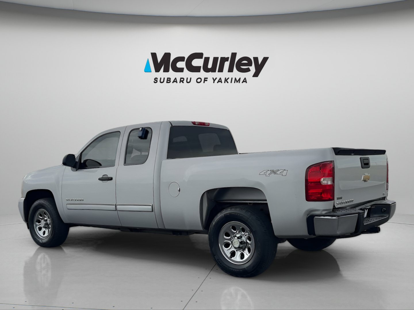 Used 2010 Chevrolet Silverado 1500 LS AWD/4WD image 4